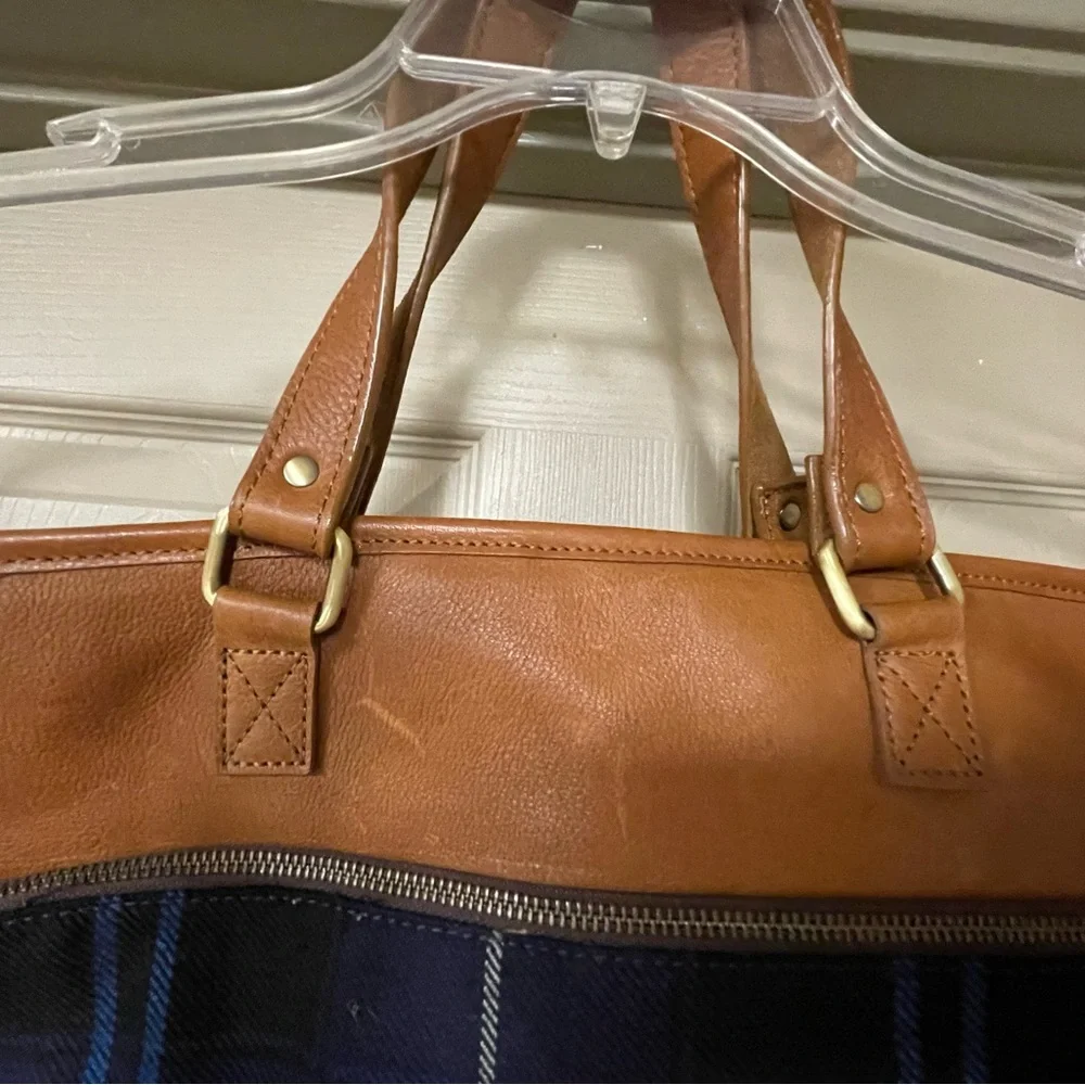F H Wadsworth NYC Plaid Garment Bag with Leather Accents Caesers Palace Emblem